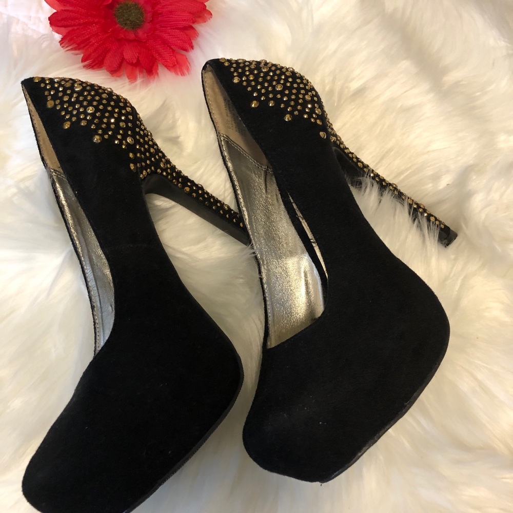 😍Material girl High heels good for party😍